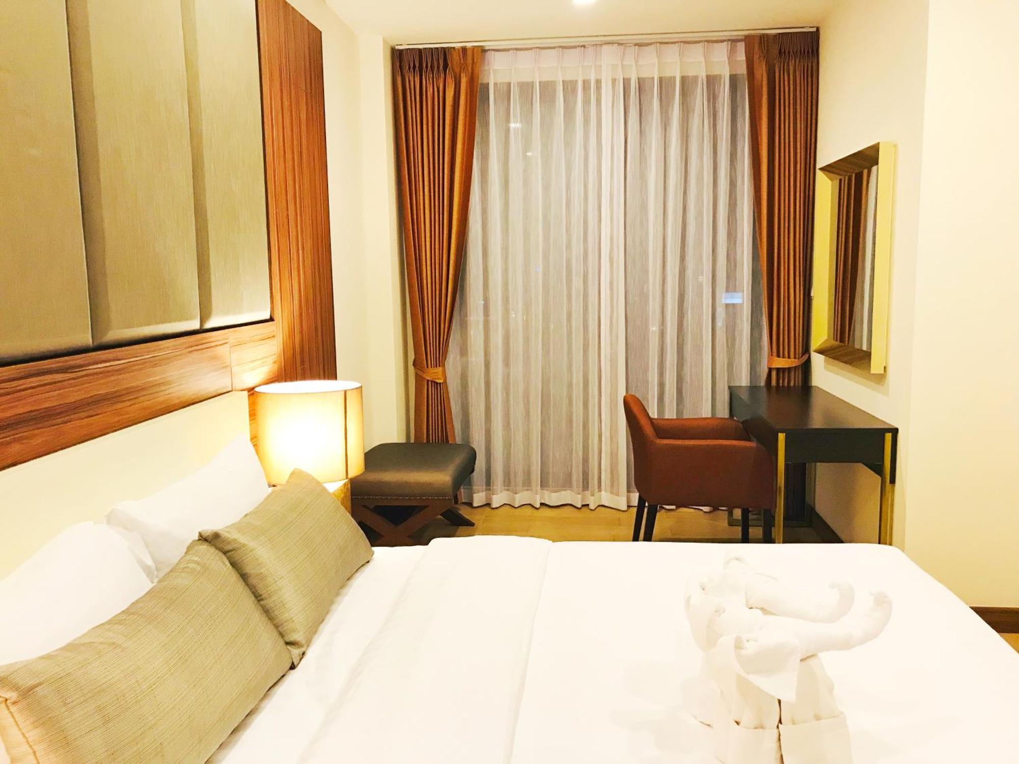 The Astra Suites Chiang Mai Buitenkant foto