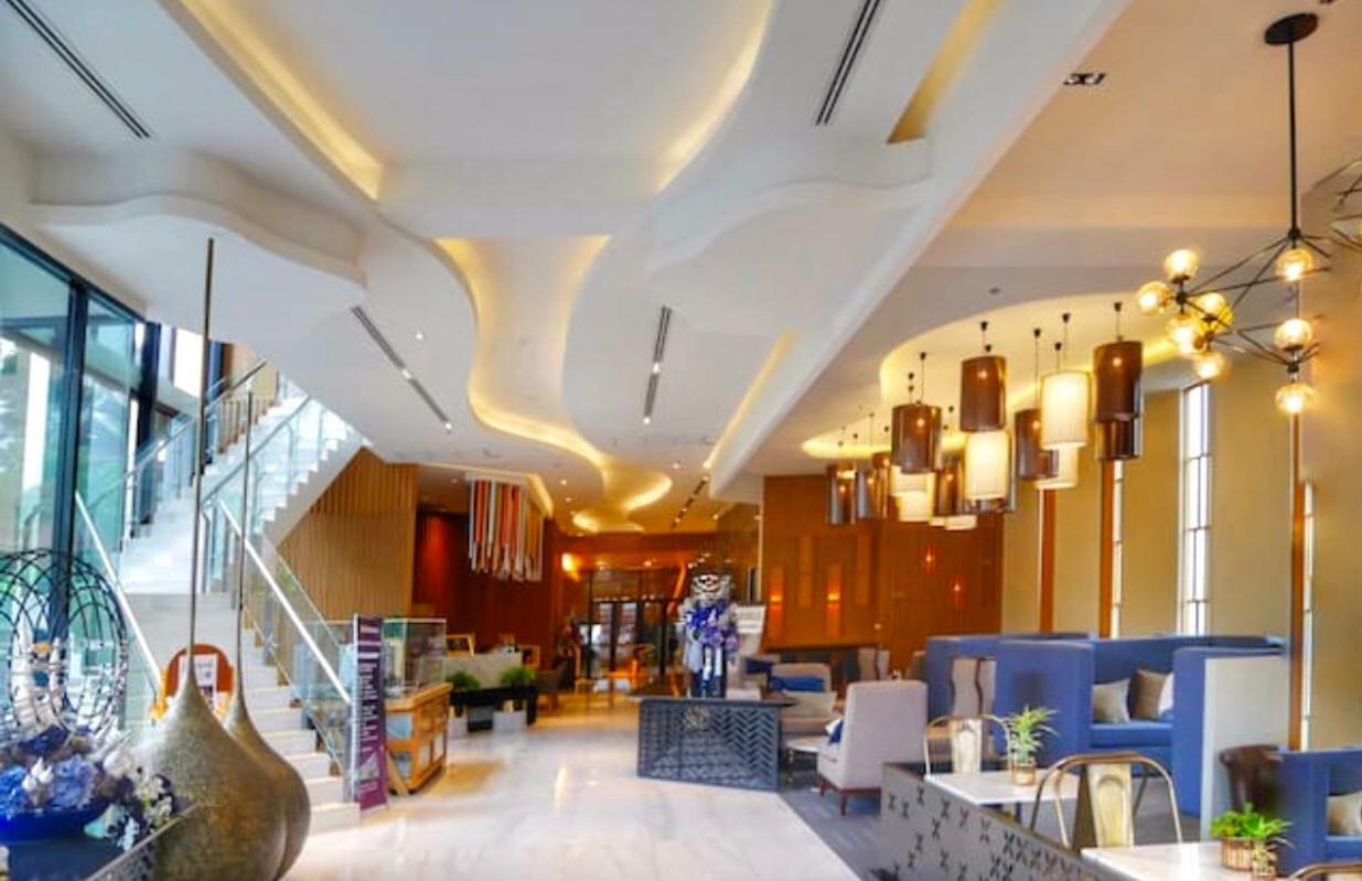 The Astra Suites Chiang Mai Buitenkant foto