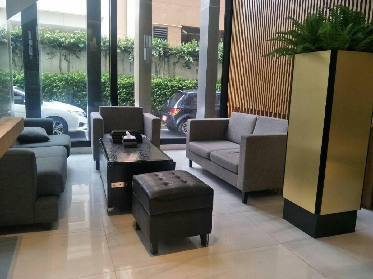 The Astra Suites Chiang Mai Buitenkant foto