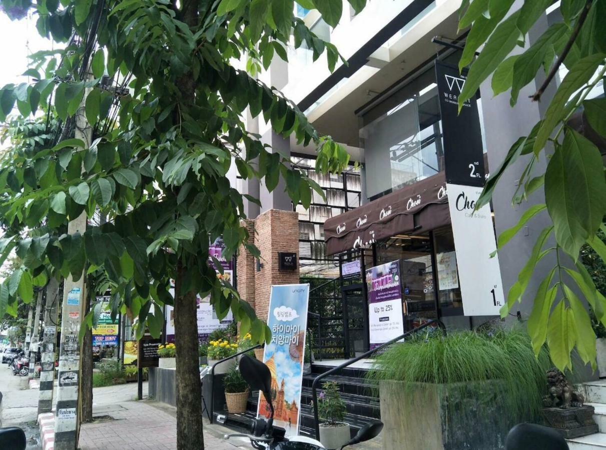 The Astra Suites Chiang Mai Buitenkant foto