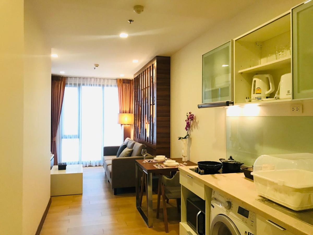 The Astra Suites Chiang Mai Buitenkant foto
